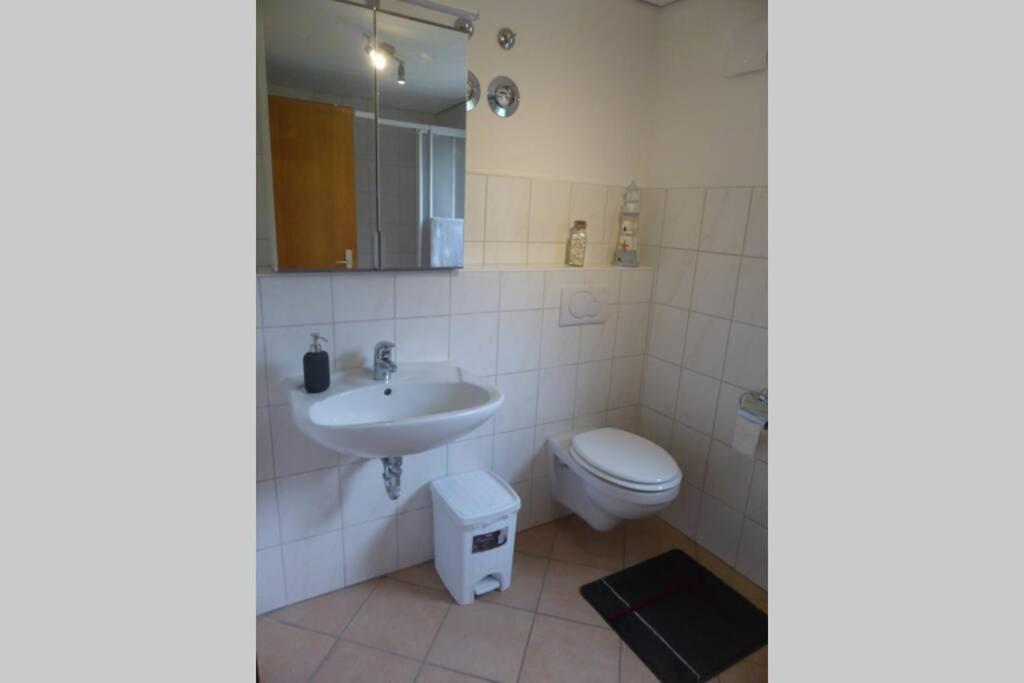 Wunderschone Komplett Neu Eingerichtete Wohnung Emmerthal Exterior photo